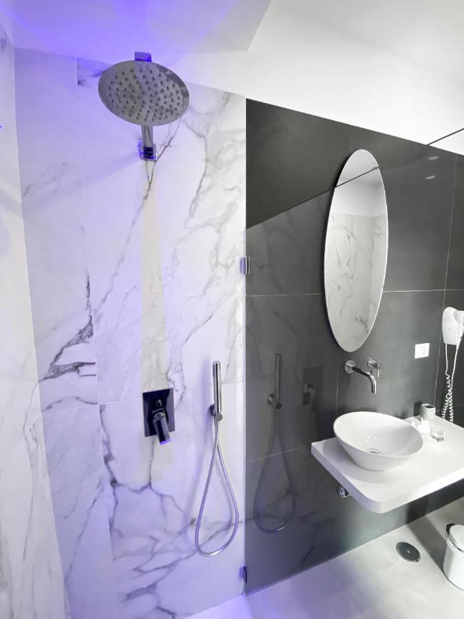 Aurora Luxury Bed & Breakfast *